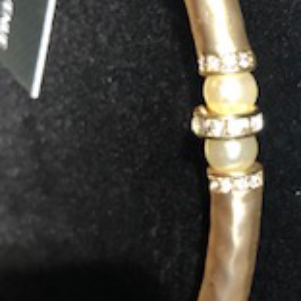 *HOST PICK* Matte Gold Bar and Pearl Necklace *NEW*